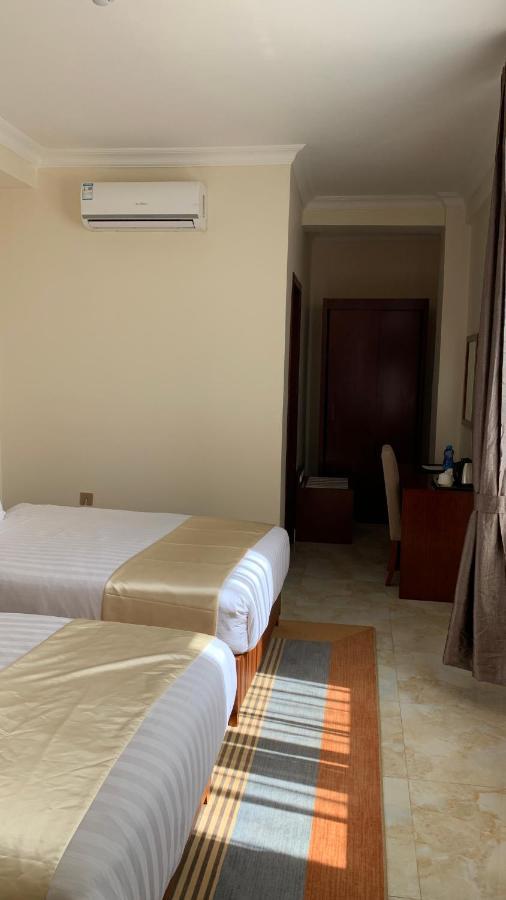 Roseau Hotel And Spa Gondar Bagian luar foto