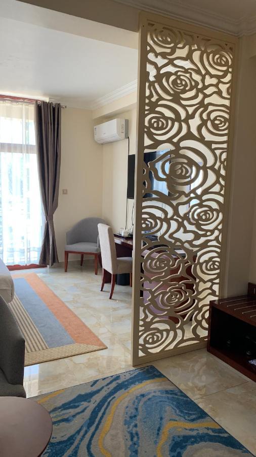 Roseau Hotel And Spa Gondar Bagian luar foto