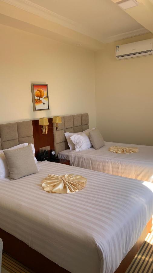 Roseau Hotel And Spa Gondar Bagian luar foto